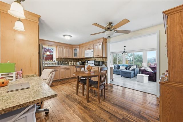 7 Barn Road, Ledyard, CT 06339