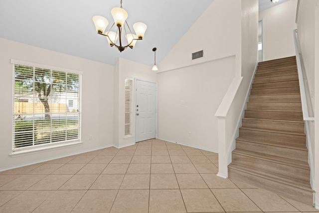 3410 Flowstone LN, Round Rock, TX 78681