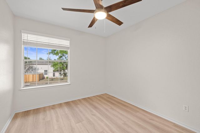 3410 Flowstone LN, Round Rock, TX 78681