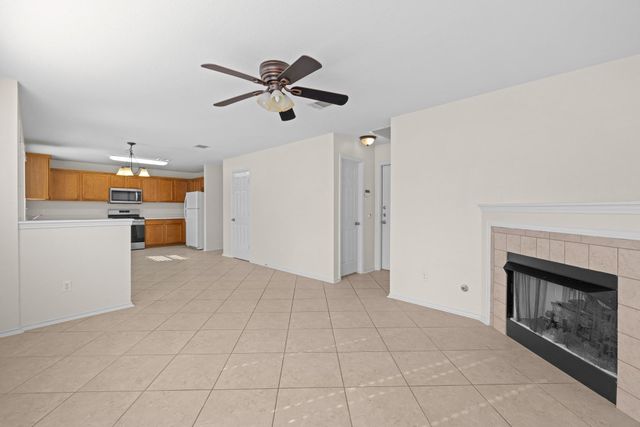 3410 Flowstone LN, Round Rock, TX 78681