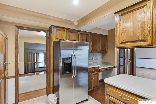 9259 Berry Street, Omaha, NE 68127