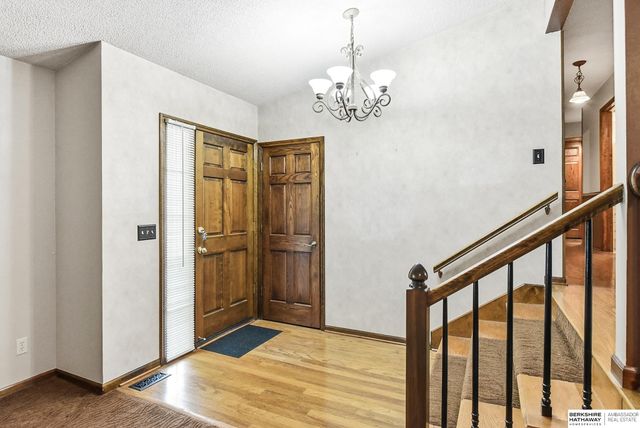 9259 Berry Street, Omaha, NE 68127