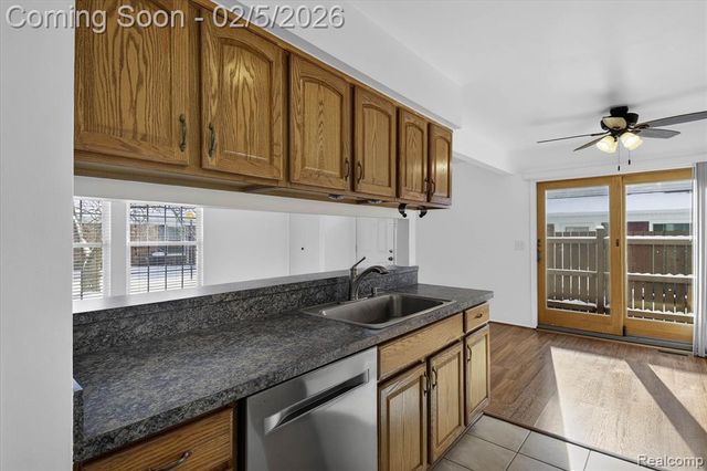 2736 Glenbridge Court, Ann Arbor, MI 48104