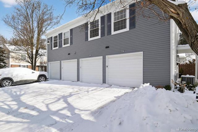 2736 Glenbridge Court, Ann Arbor, MI 48104