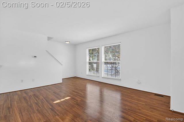 2736 Glenbridge Court, Ann Arbor, MI 48104