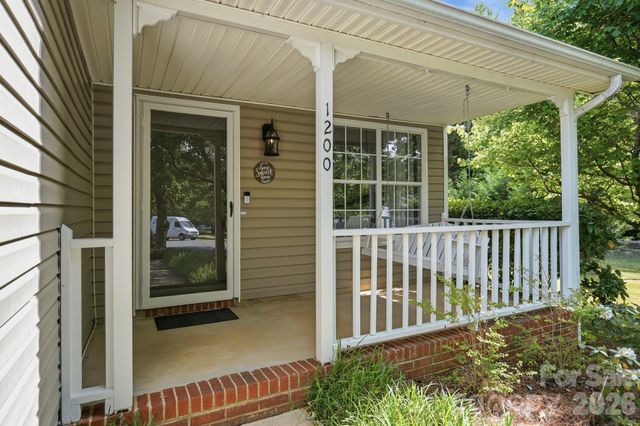 1200 Clear Springs Court, Charlotte, NC 28214
