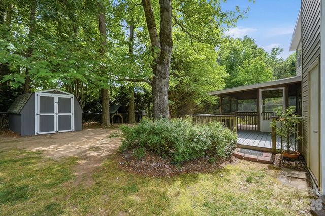 1200 Clear Springs Court, Charlotte, NC 28214