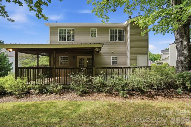 1200 Clear Springs Court, Charlotte, NC 28214