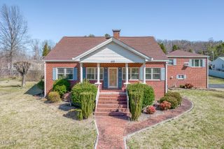 615 Parkway Boulevard, Elizabethton, TN 37643