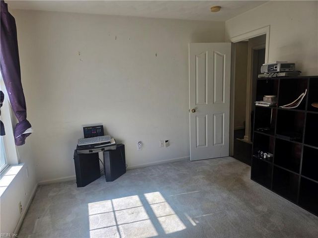 415 Prince Phillip CT, Chesapeake, VA 23320