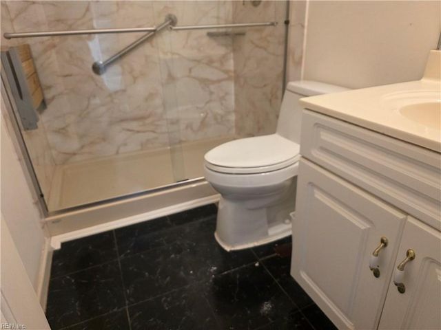 415 Prince Phillip CT, Chesapeake, VA 23320