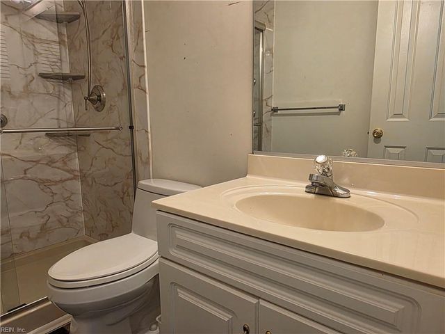 415 Prince Phillip CT, Chesapeake, VA 23320