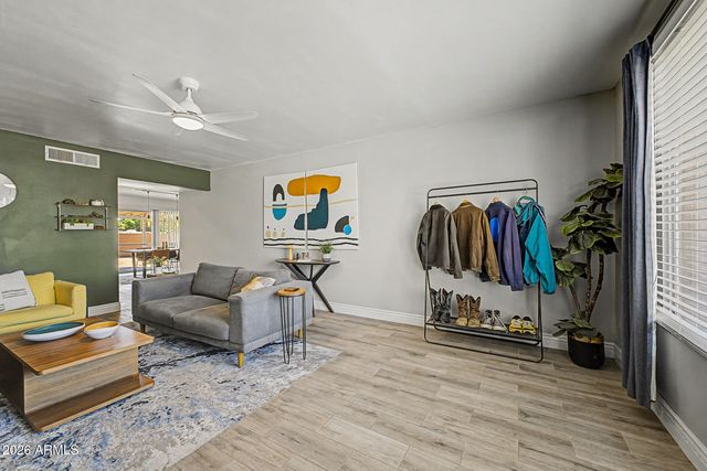 8001 N 17TH Drive, Phoenix, AZ 85021