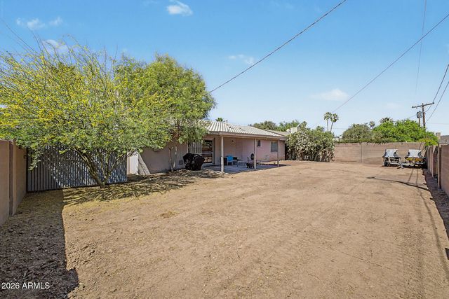 8001 N 17TH Drive, Phoenix, AZ 85021