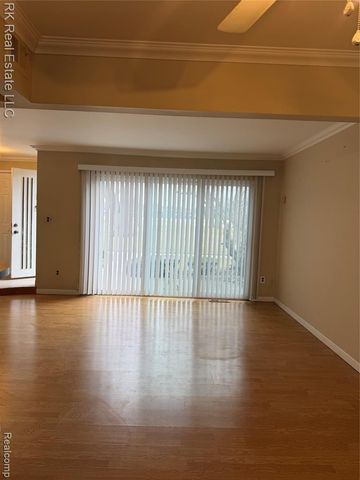 8237 Kennedy Circle, Warren, MI 48093