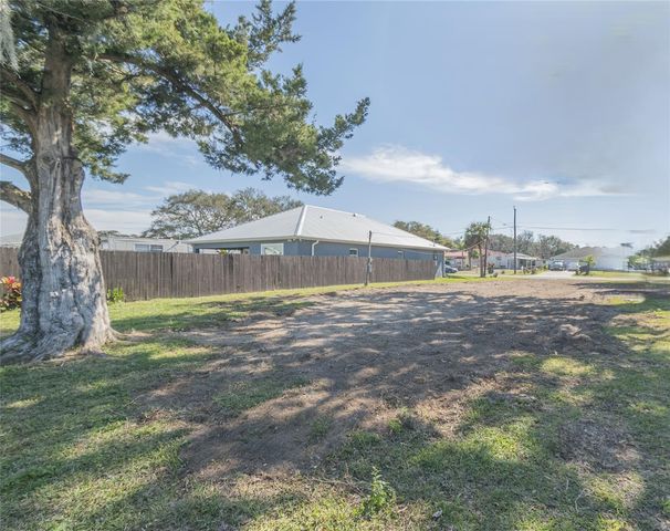 146 GARY AVENUE, Oak Hill, FL 32759