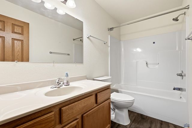 3636 KNUCKLEDUSTER RD, Rapid City, SD 57703
