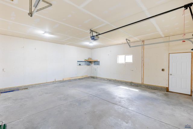 3636 KNUCKLEDUSTER RD, Rapid City, SD 57703