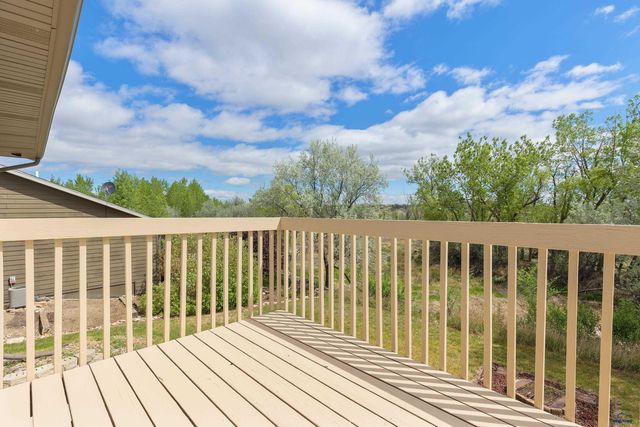 3636 KNUCKLEDUSTER RD, Rapid City, SD 57703