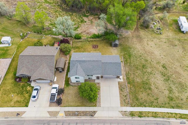 3636 KNUCKLEDUSTER RD, Rapid City, SD 57703
