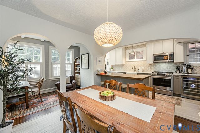 424 Roseneath Rd, Richmond, VA 23221