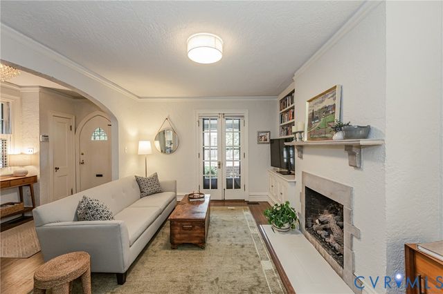 424 Roseneath Rd, Richmond, VA 23221