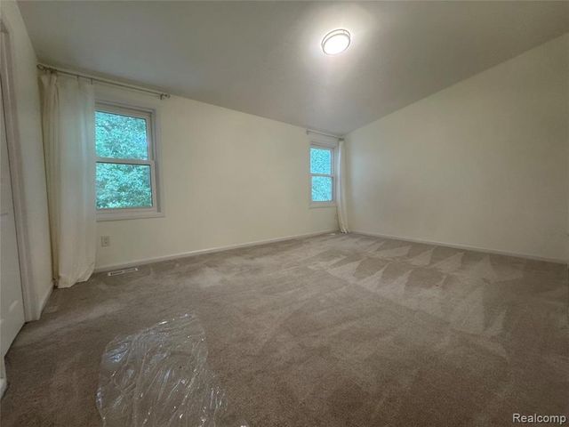 5392 Breeze Hill Place, Troy, MI 48098