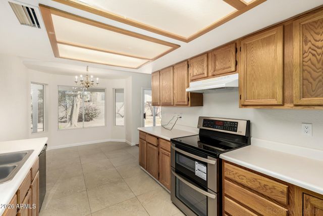 5602 W Mercer Lane, Glendale, AZ 85304