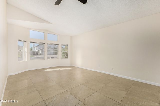 5602 W Mercer Lane, Glendale, AZ 85304