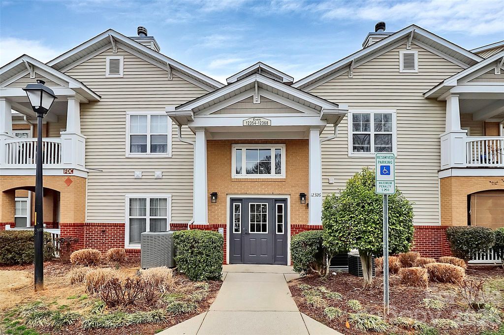 12368 Copper Mountain Boulevard, Charlotte, NC 28277