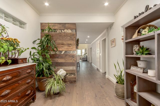 3800 E Lincoln Drive E 37, Phoenix, AZ 85018