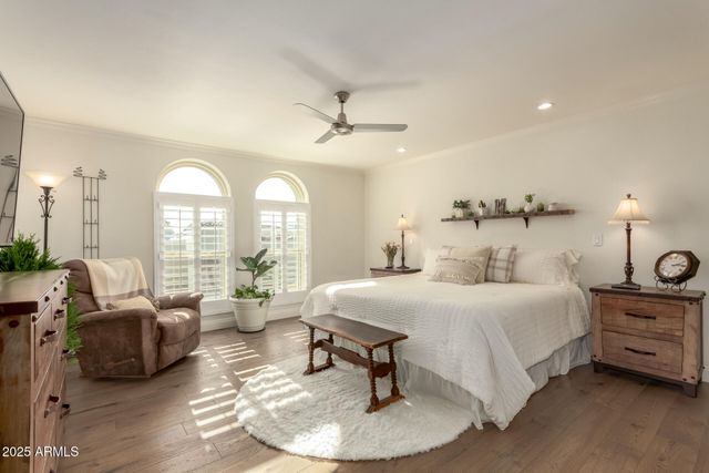 3800 E Lincoln Drive E 37, Phoenix, AZ 85018