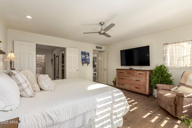 3800 E Lincoln Drive E 37, Phoenix, AZ 85018