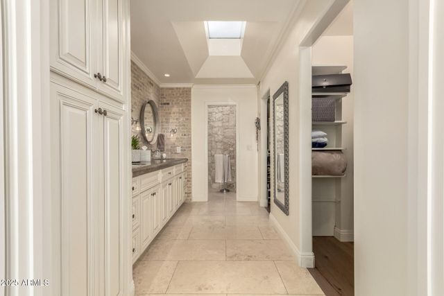 3800 E Lincoln Drive E 37, Phoenix, AZ 85018