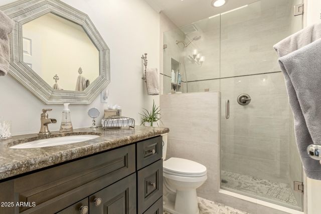 3800 E Lincoln Drive E 37, Phoenix, AZ 85018