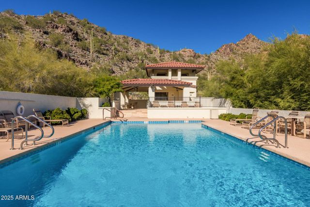 3800 E Lincoln Drive E 37, Phoenix, AZ 85018