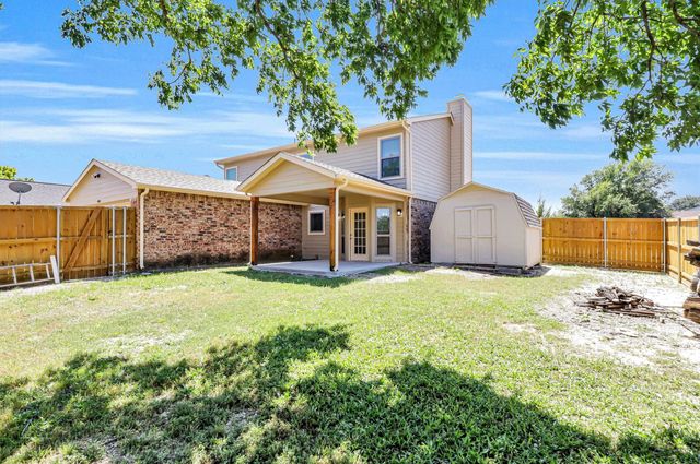 401 S Cannady Drive, Cedar Hill, TX 75104