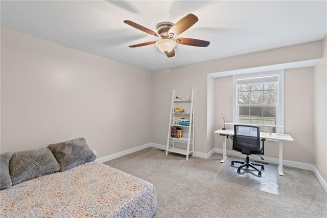 2413 SE Creek Ridge Court, Blue Springs, MO 64014