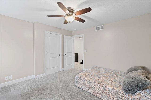 2413 SE Creek Ridge Court, Blue Springs, MO 64014