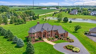 9N773 Old Mill Court, Elgin, IL 60124