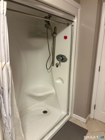 22 Winesap Circle 22, Rocky Hill, CT 06067