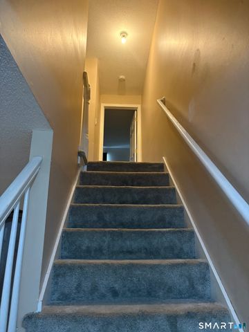 22 Winesap Circle 22, Rocky Hill, CT 06067