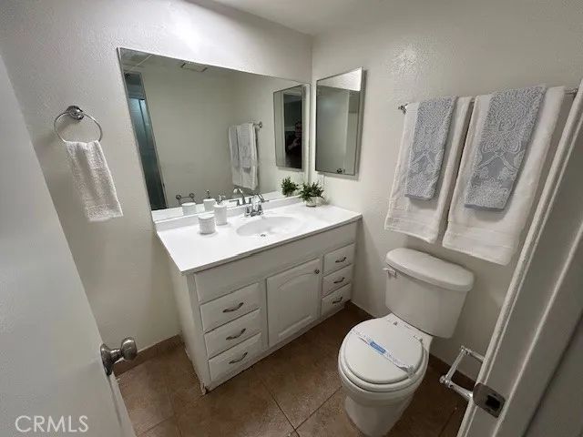 51020 Eisenhower 6, La Quinta, CA 92253