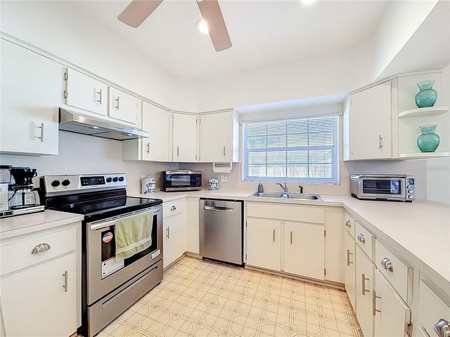 10137 SW 192ND CIRCLE, Dunnellon, FL 34432