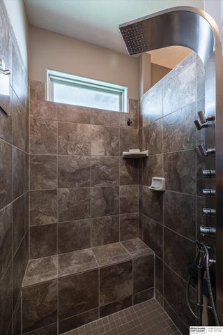 6108 S 193rd Street, Omaha, NE 68135