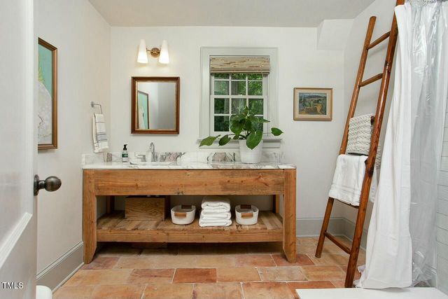 821 N Buchanan Boulevard C, Durham, NC 27701