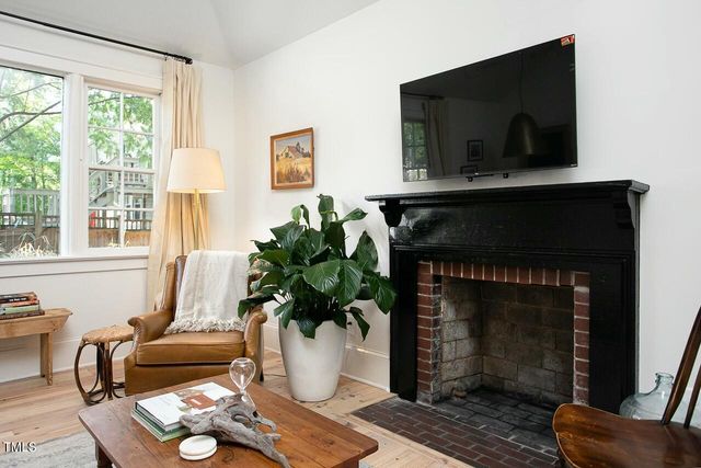 821 N Buchanan Boulevard C, Durham, NC 27701