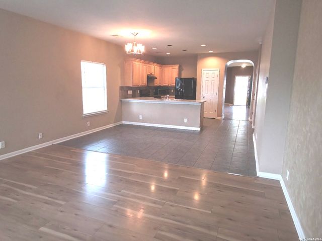 23645 Silver Crk, San Antonio, TX 78260