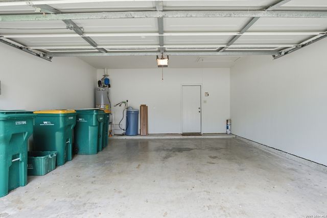 23645 Silver Crk, San Antonio, TX 78260