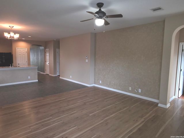 23645 Silver Crk, San Antonio, TX 78260
